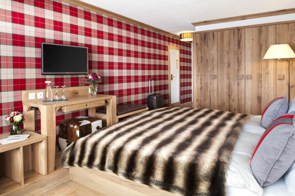 La Val Hotel & Spa Breíl Exteriör bild